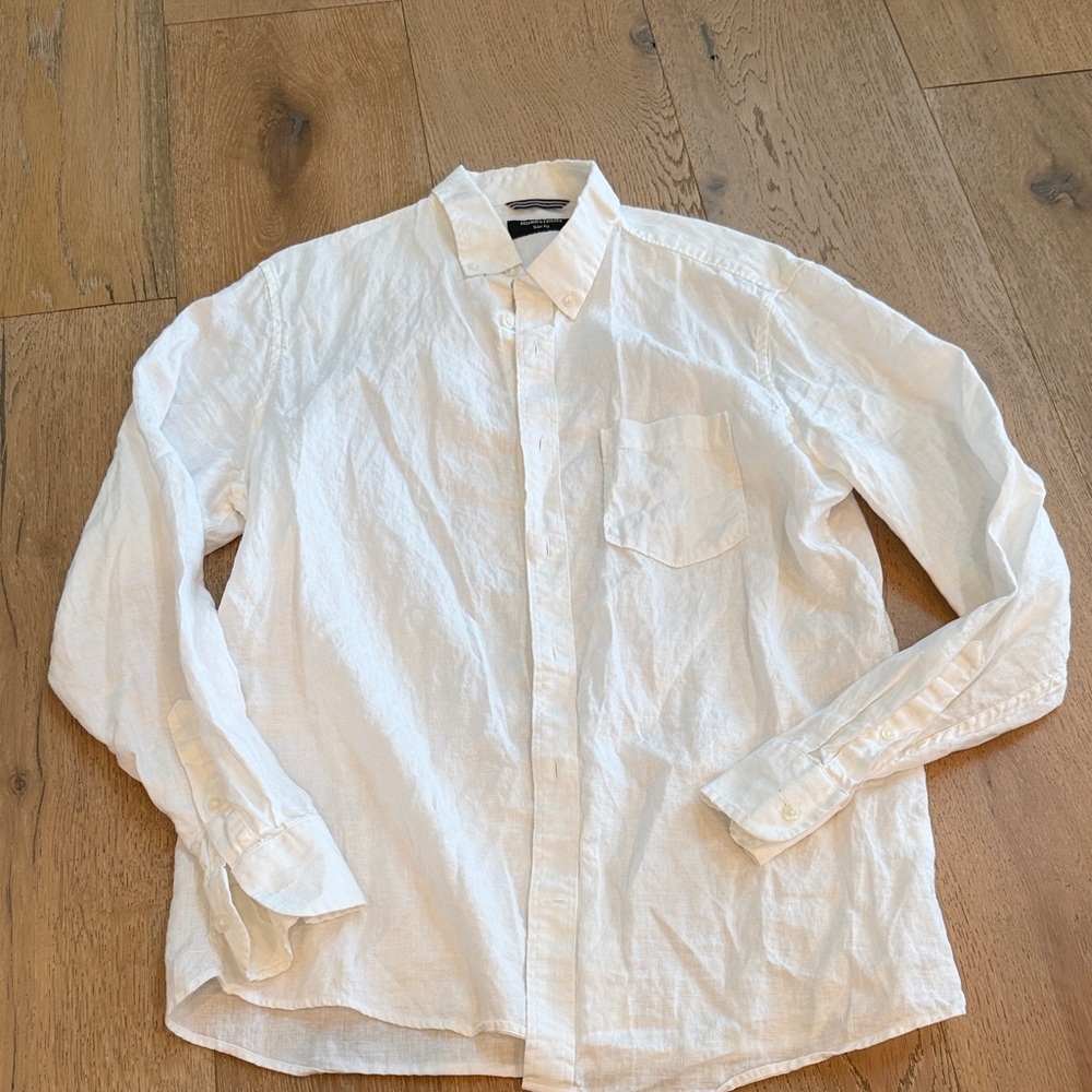 Nordstrom Classic White Linen Button-Down Shirt